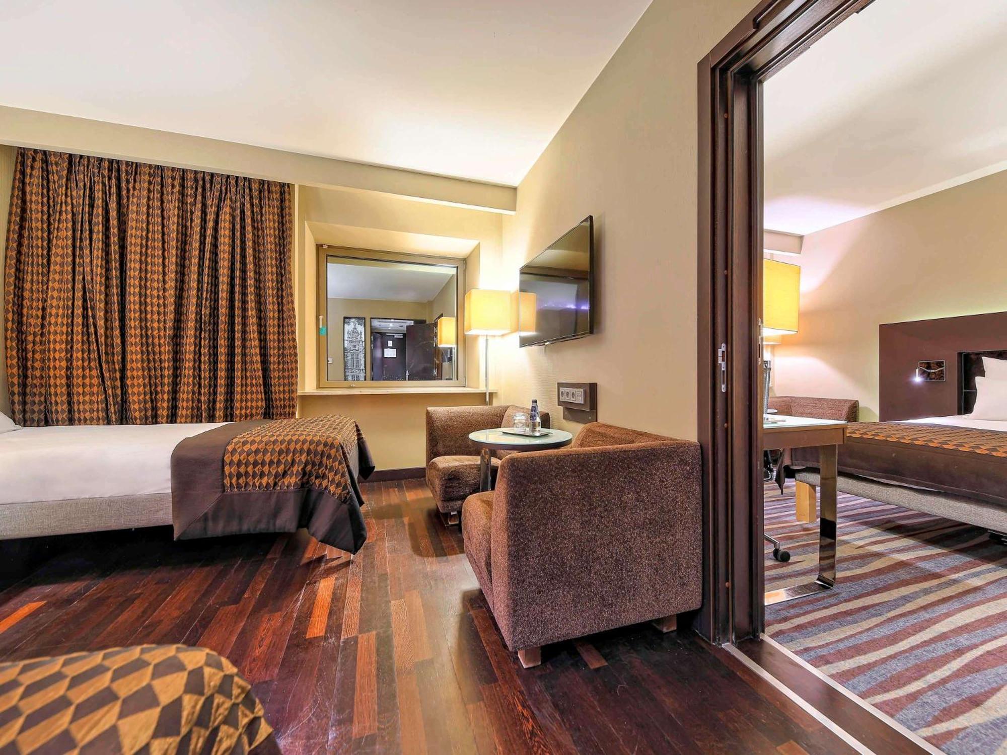 Hotel Mercure Gdańsk Stare Miasto Esterno foto