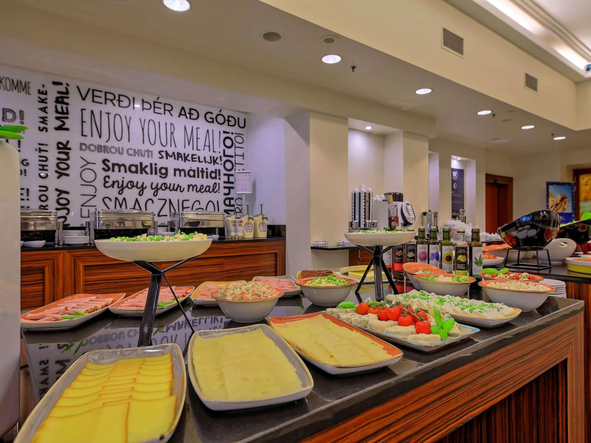 Hotel Mercure Gdańsk Stare Miasto Esterno foto